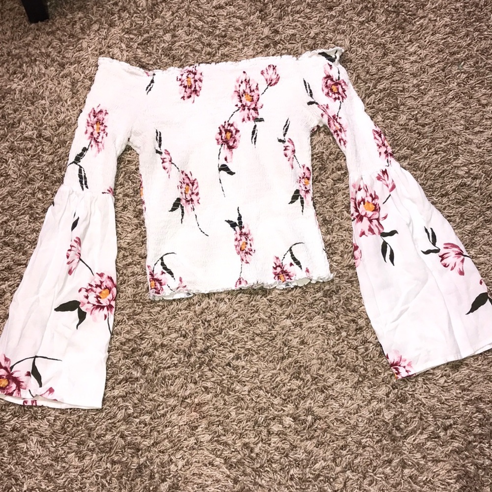White floral blouse long sleeve